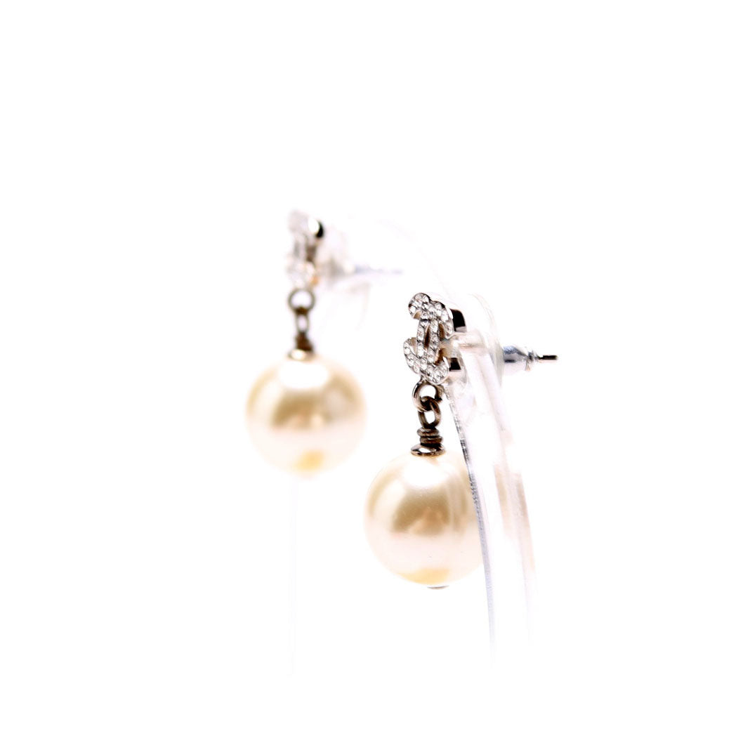 CC Crystal Pearl Drop