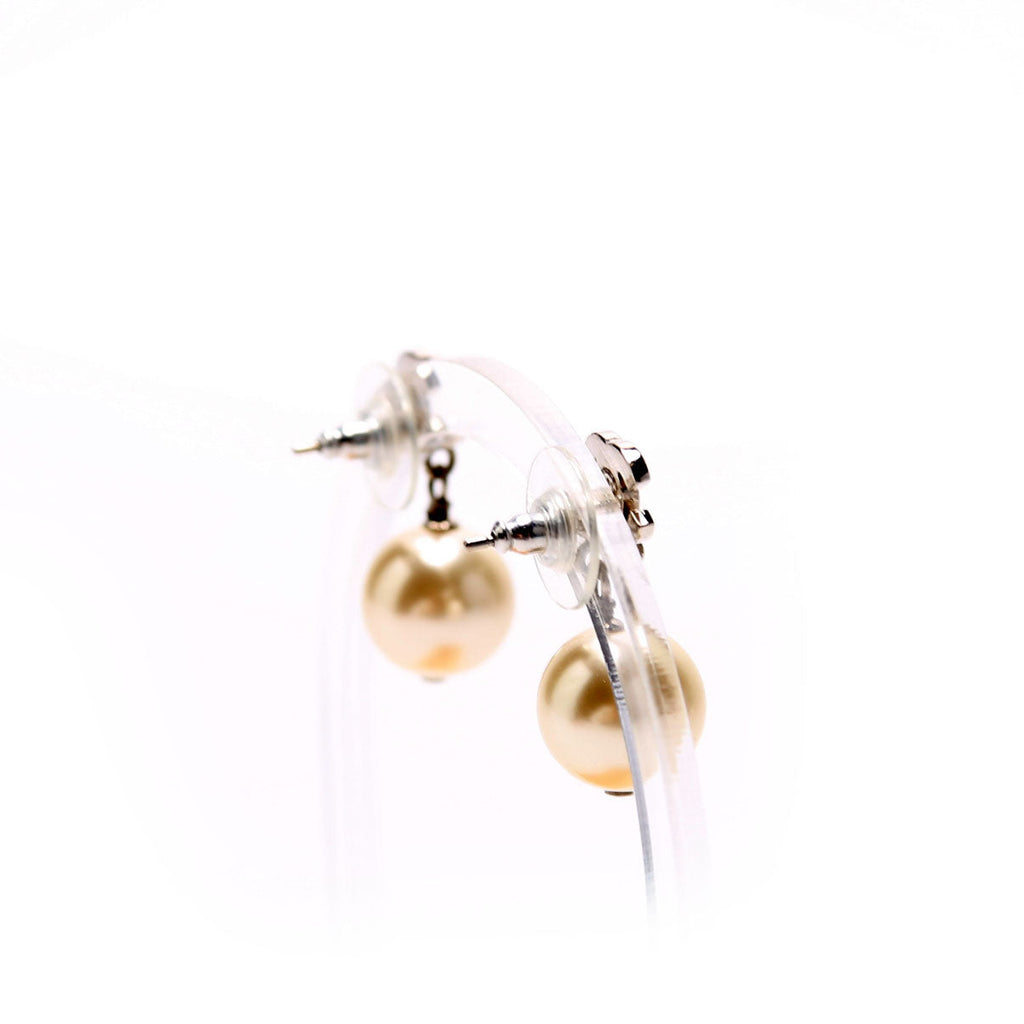 CC Crystal Pearl Drop