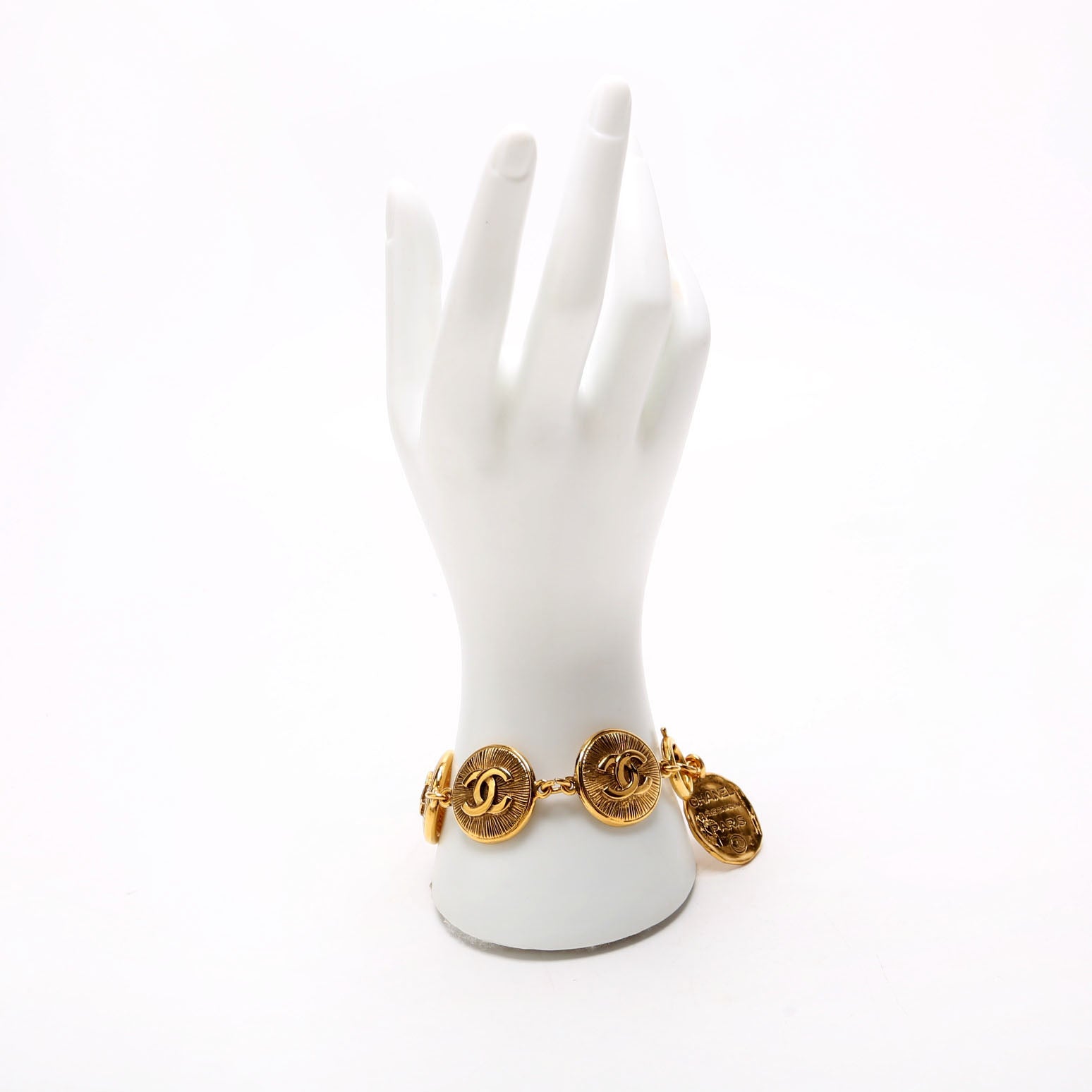 31 Rue Cambon Medallion Charm