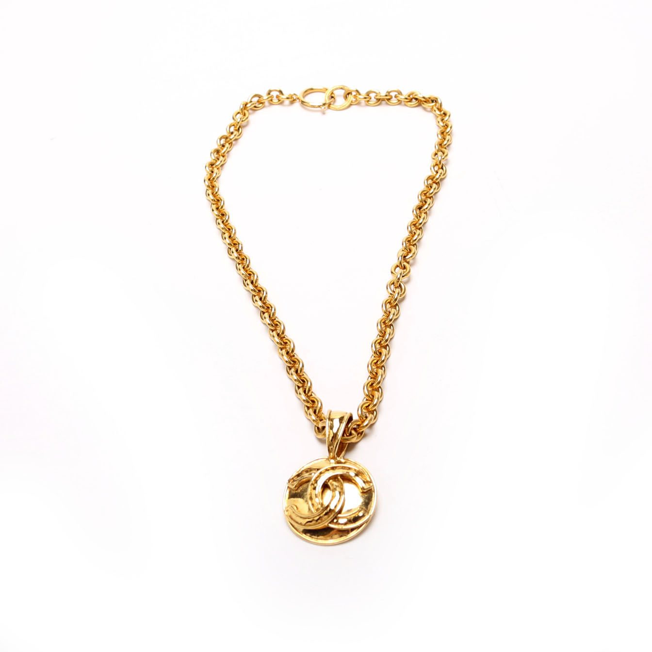 CC Medium Pendant 19" Chain
