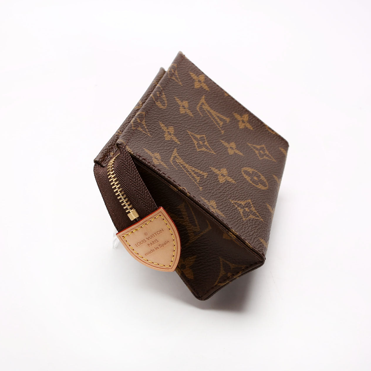 Toiletry Pouch 15 Monogram Newer
