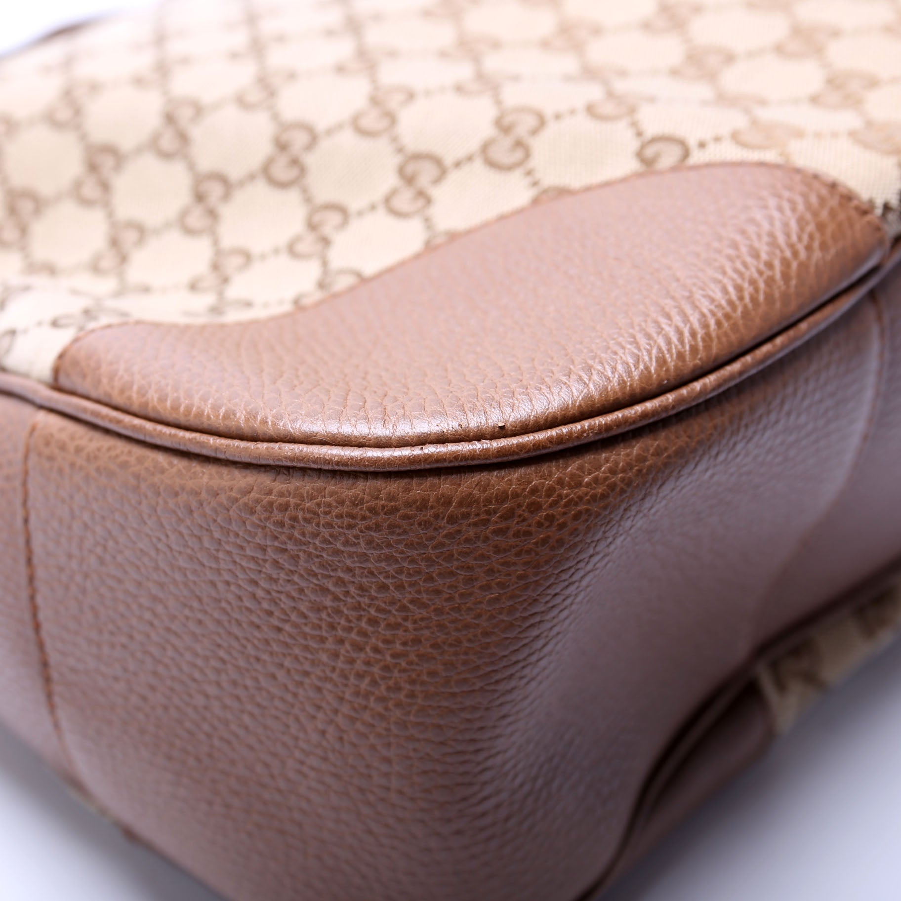 GG Canvas Bree Hobo Brown