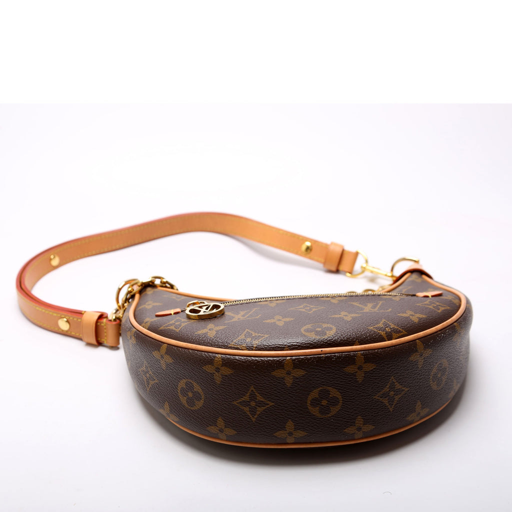 Loop Monogram