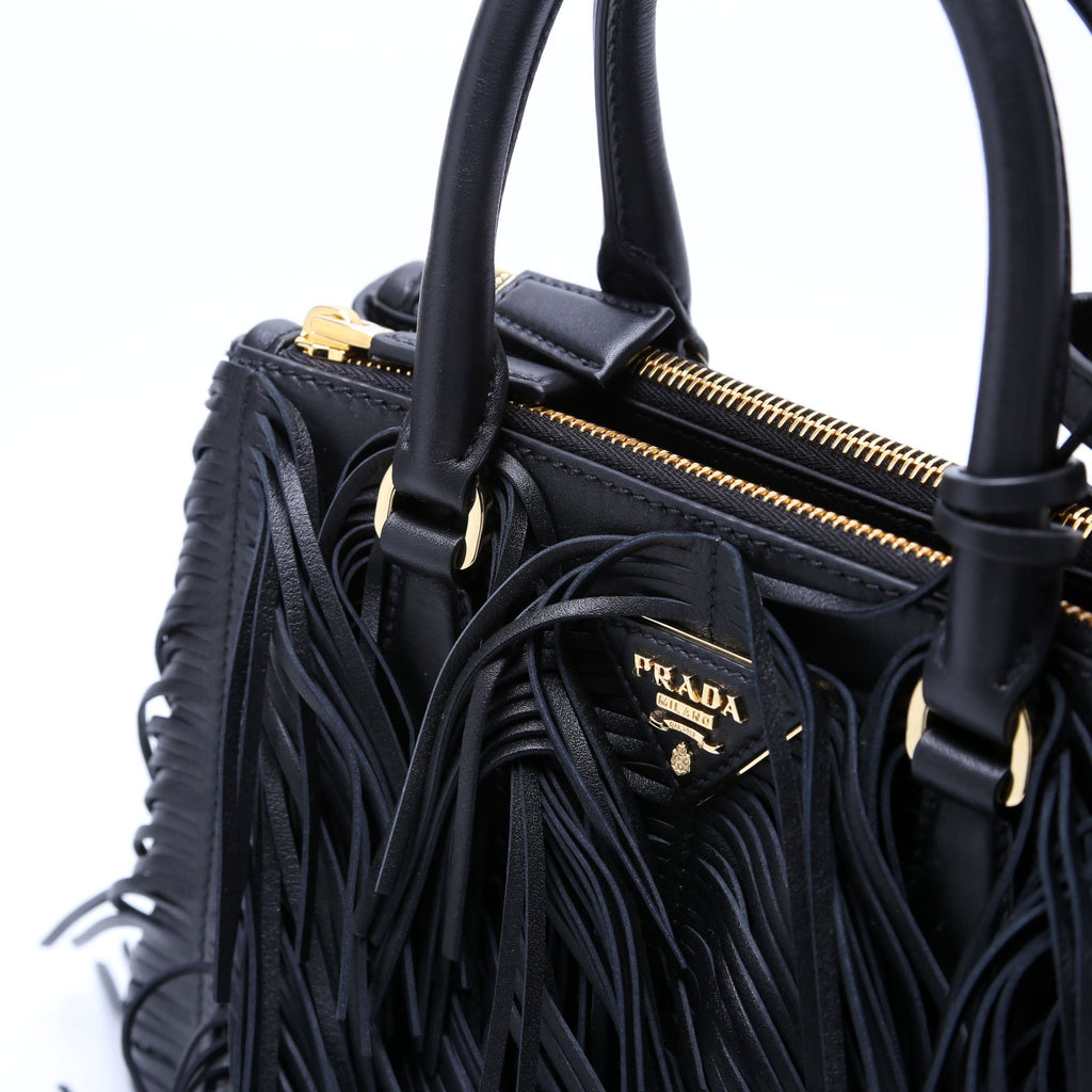 1BA896 Leather Fringe Galleria Small Black