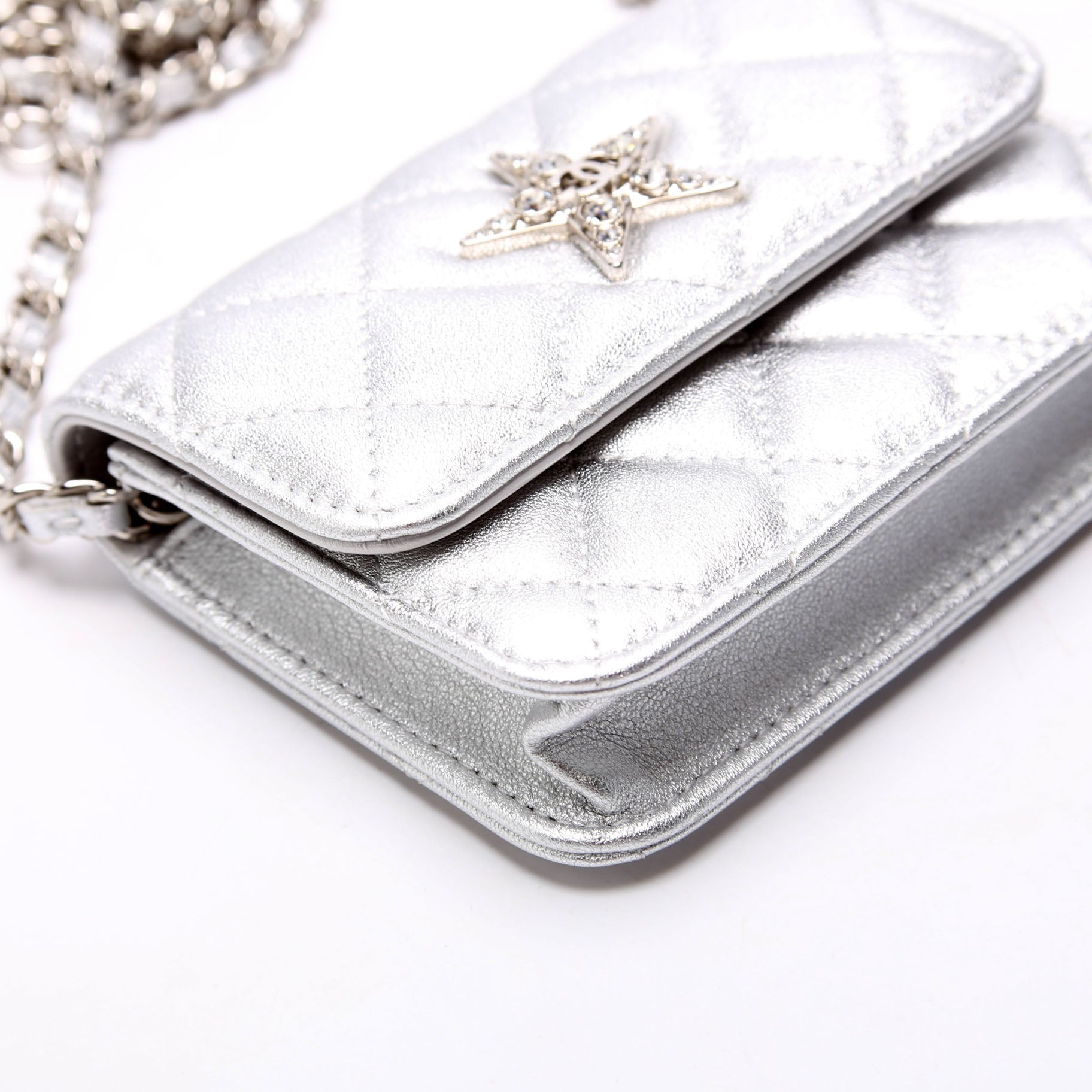 Star Flap Quilted Goatskin Belt Bag RFID Silver