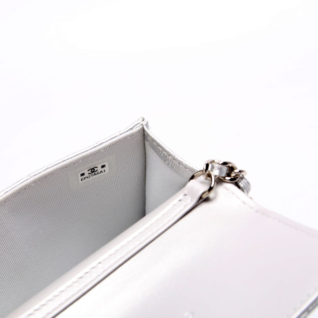 Star Flap Quilted Goatskin Belt Bag RFID Silver