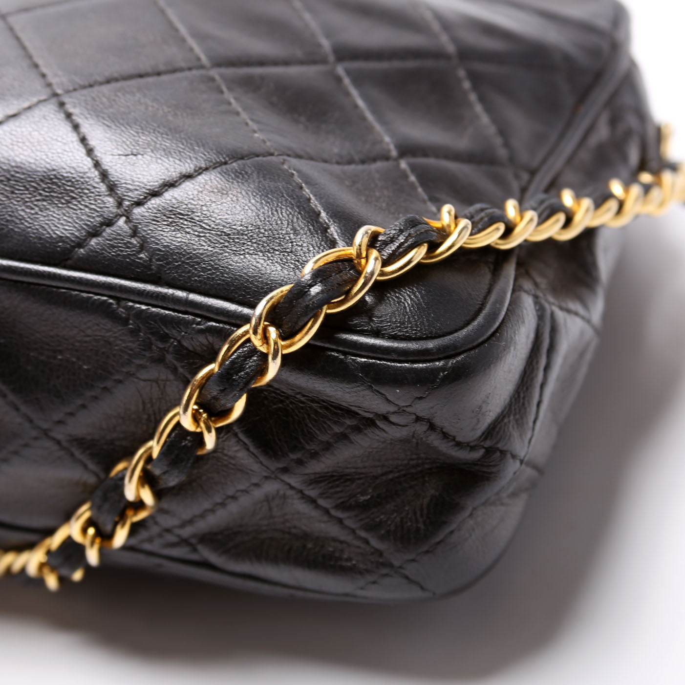 CC Front Pocket Tassel Camera Bag Vintage Black/Gold