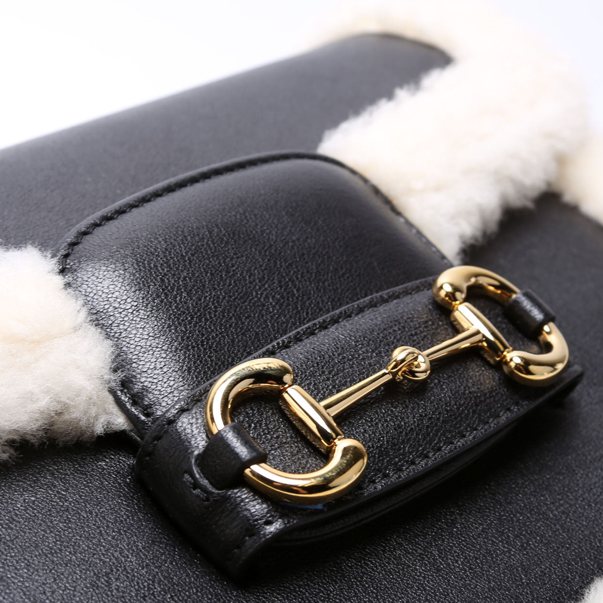 602204 Horsebit 1955 Shearling Leather Shoulder Bag Black