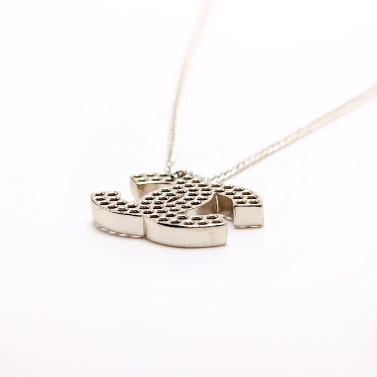CC Cut Out Medium Pendent Necklace Silver