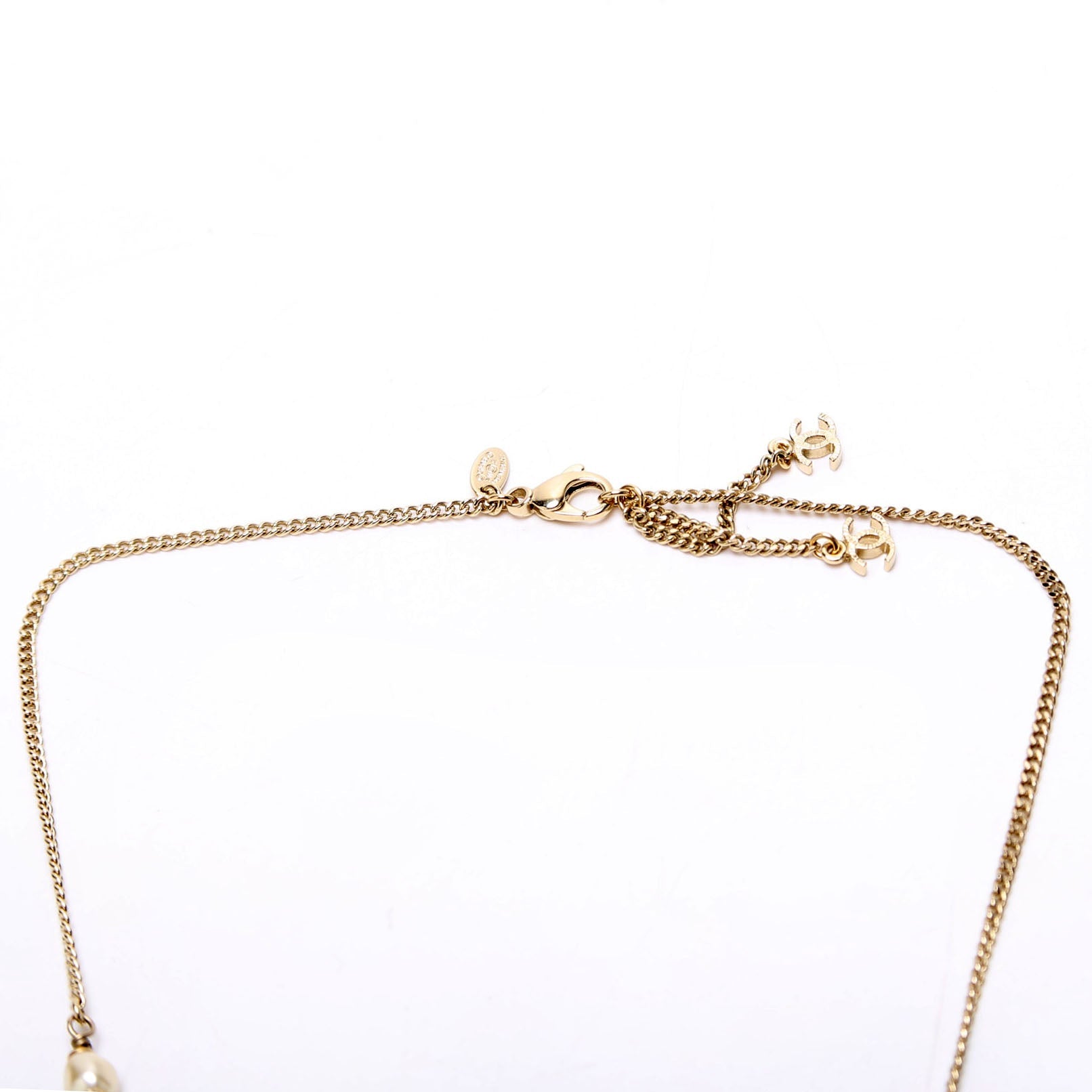 CC Pendant Pearl/Braided Chain Gold
