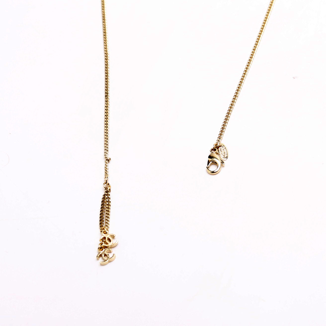 CC Pendant Pearl/Braided Chain Gold