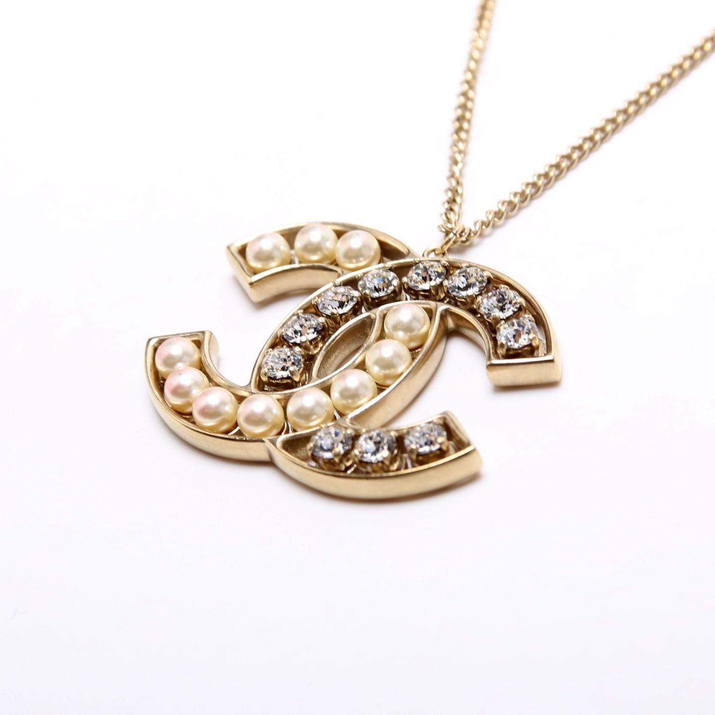 CC Pearl/Crystal Large Pendant Gold
