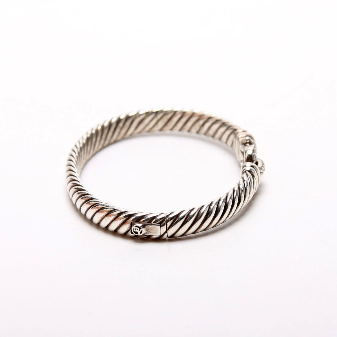 Sculpted Buckle Hinge 7MM Bracelet Pave Diamonds/925
