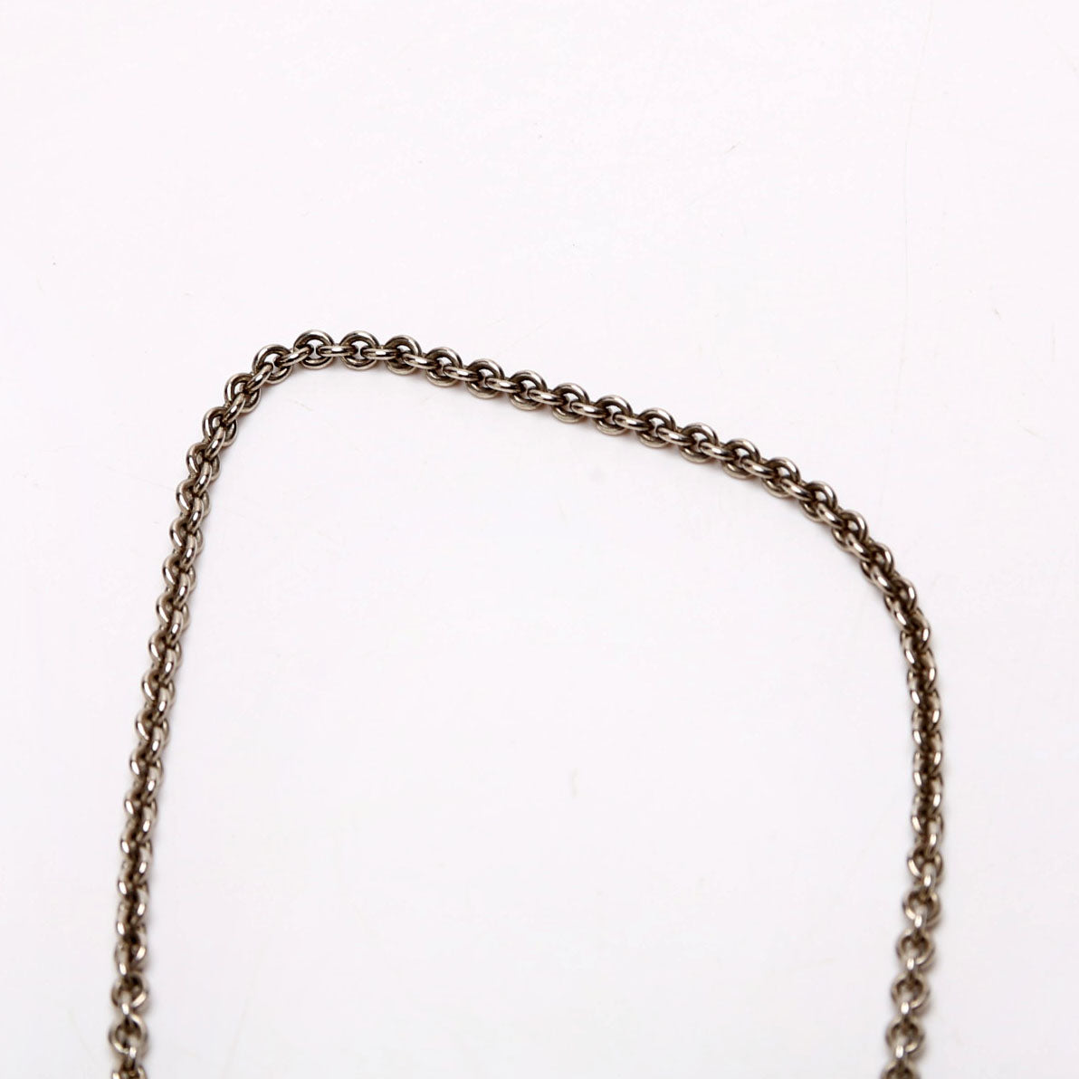 Medor XO Pendant Necklace Silver/Black