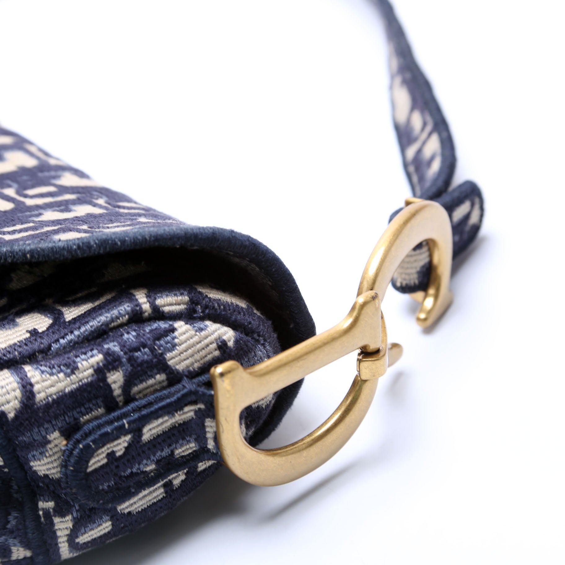 Saddle Bag Logo Oblique