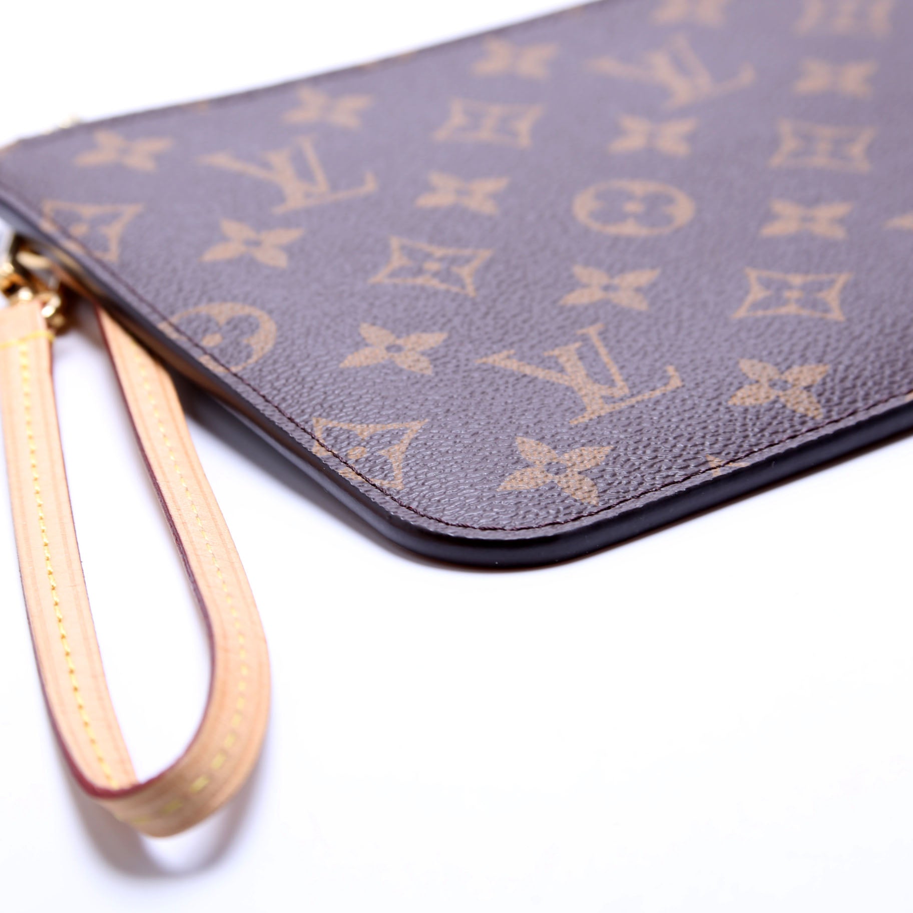 Pochette Only Monogram Neverfull