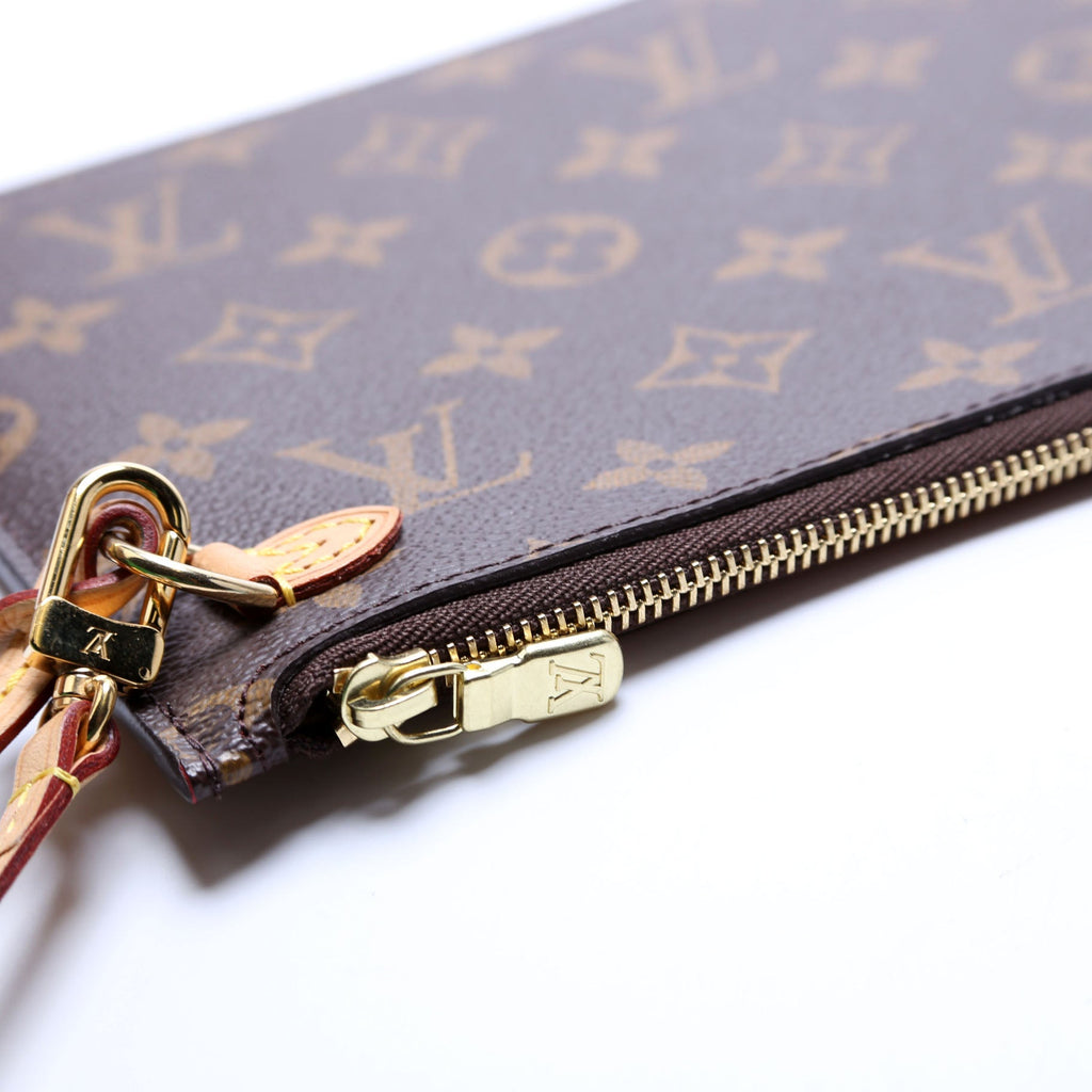 Pochette Only Monogram Neverfull