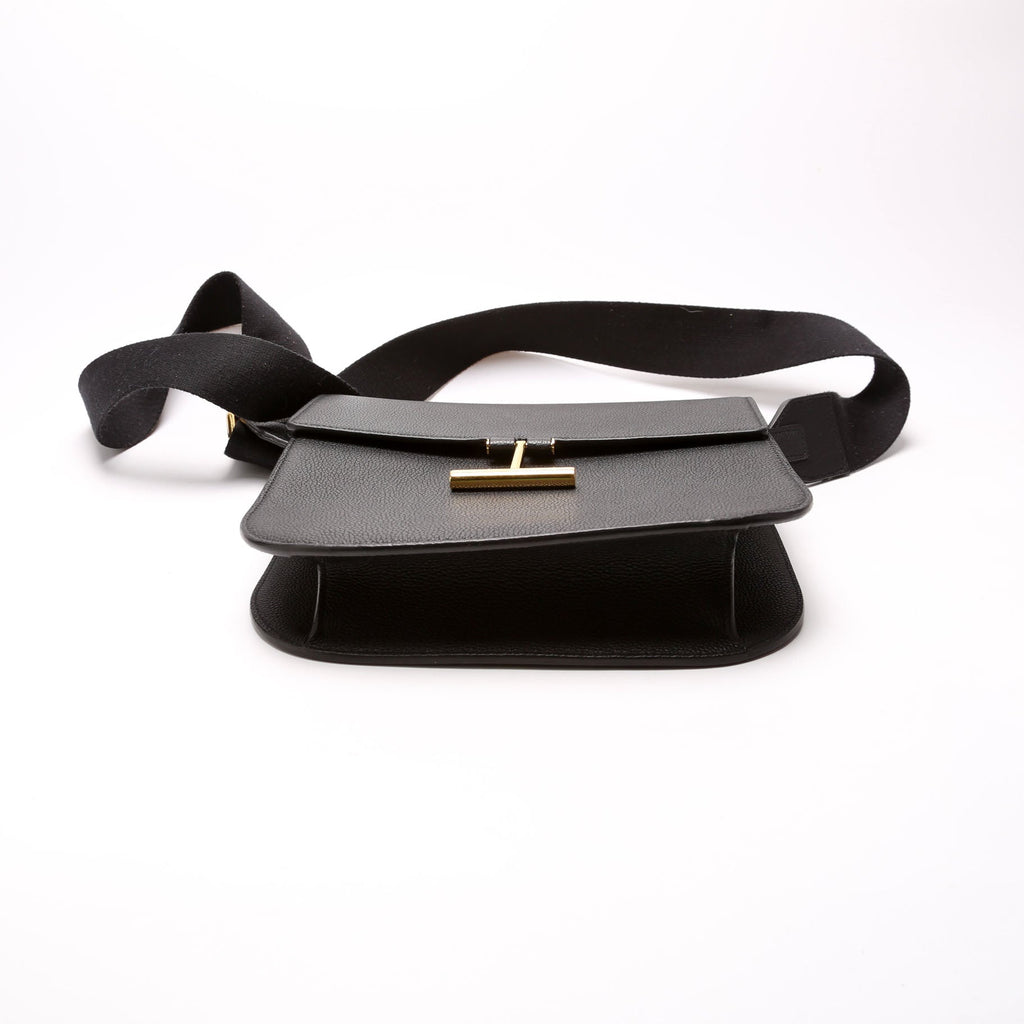 T Clasp Tara Crossbody Grained Calfskin Black