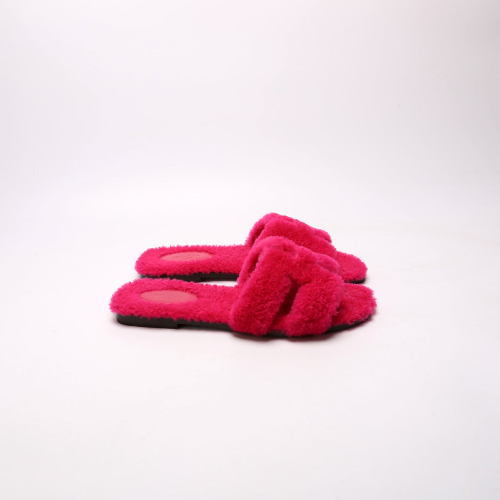 Oran Woolskin Sandals Size 38 Pink