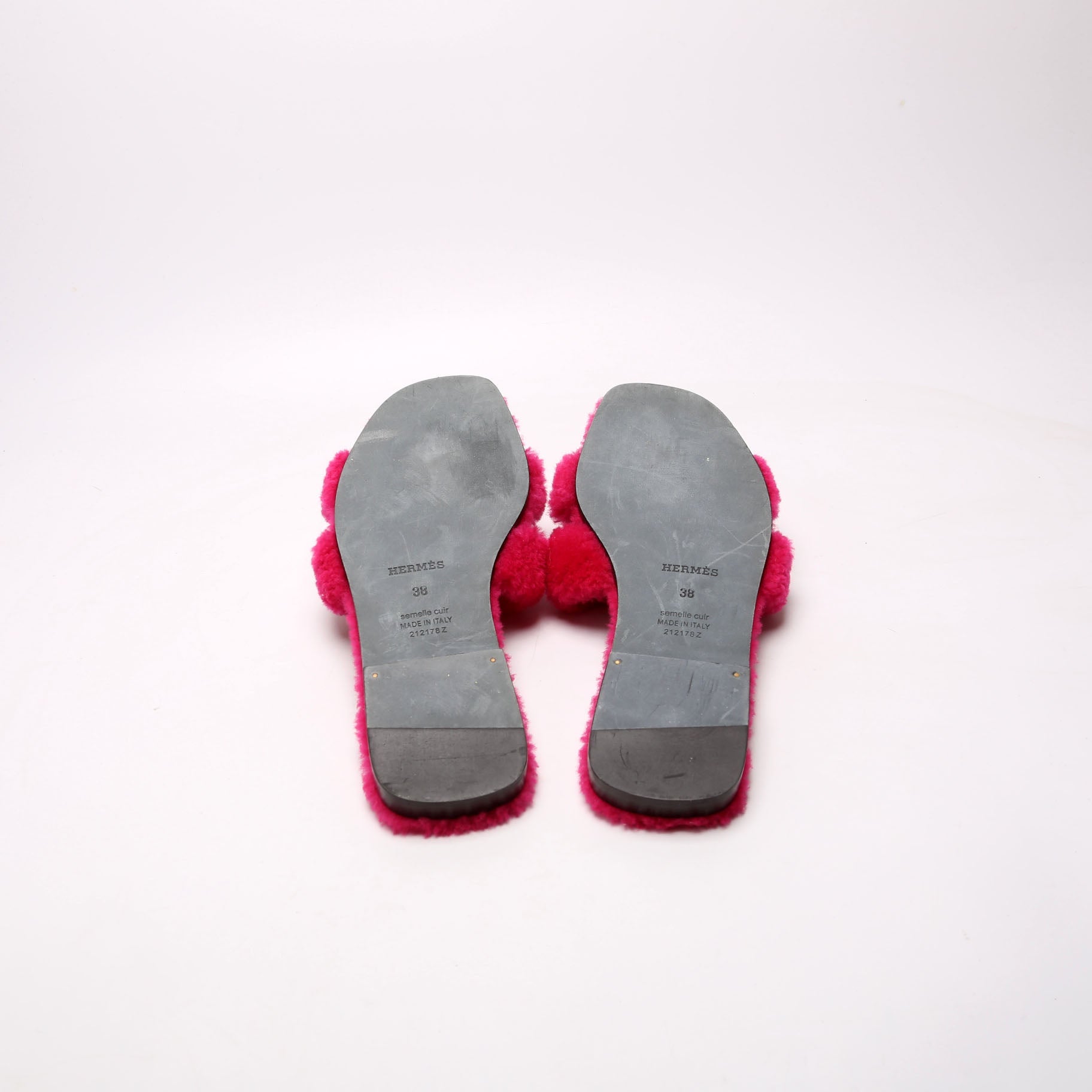 Oran Woolskin Sandals Size 38 Pink