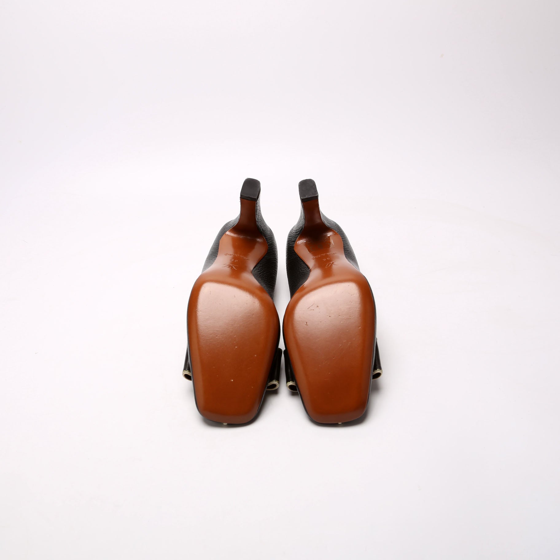 Sienne Suhali Leather Pumps Size 35 Black/Beige