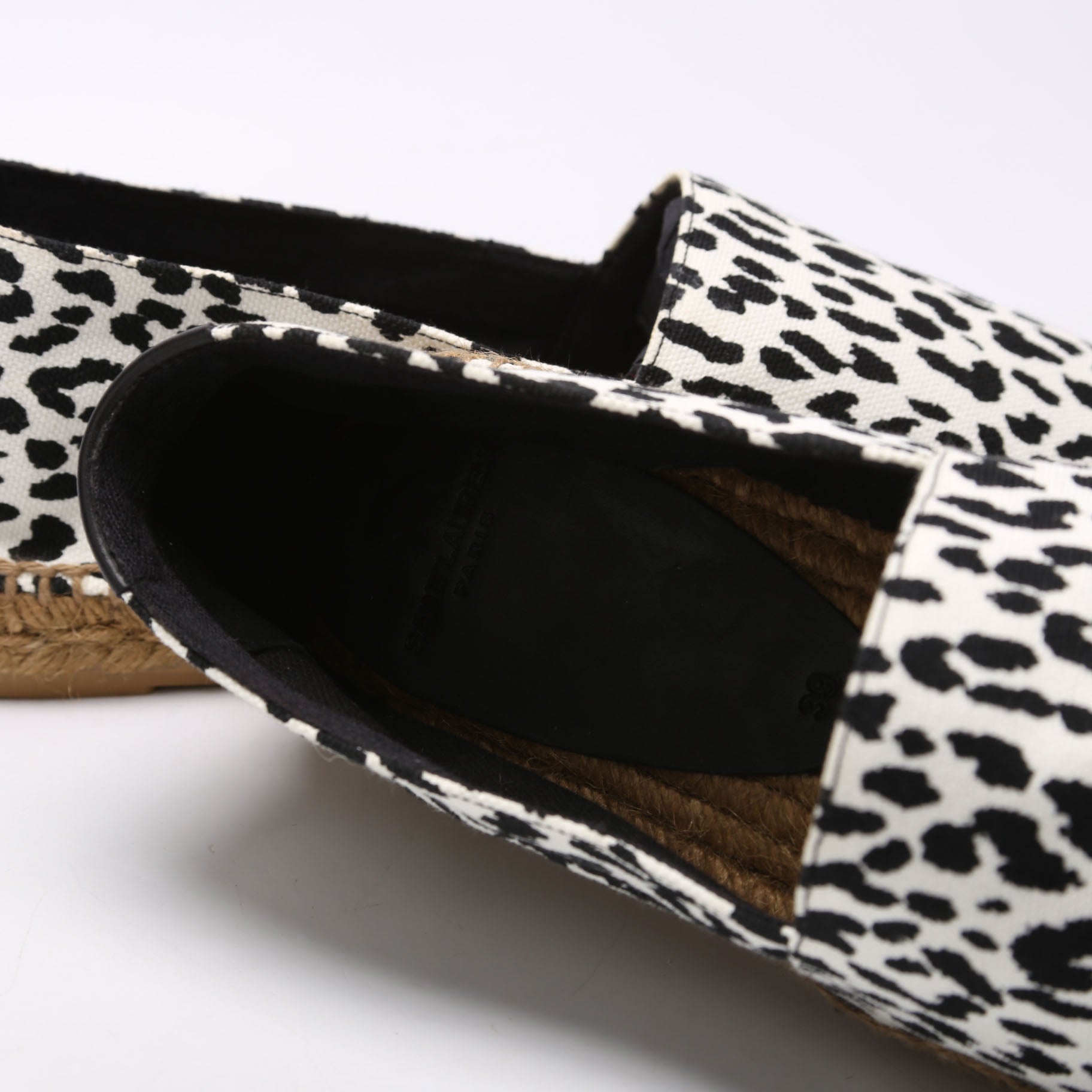 Leopard Print Canvas Espadrilles Size 39 White/Black