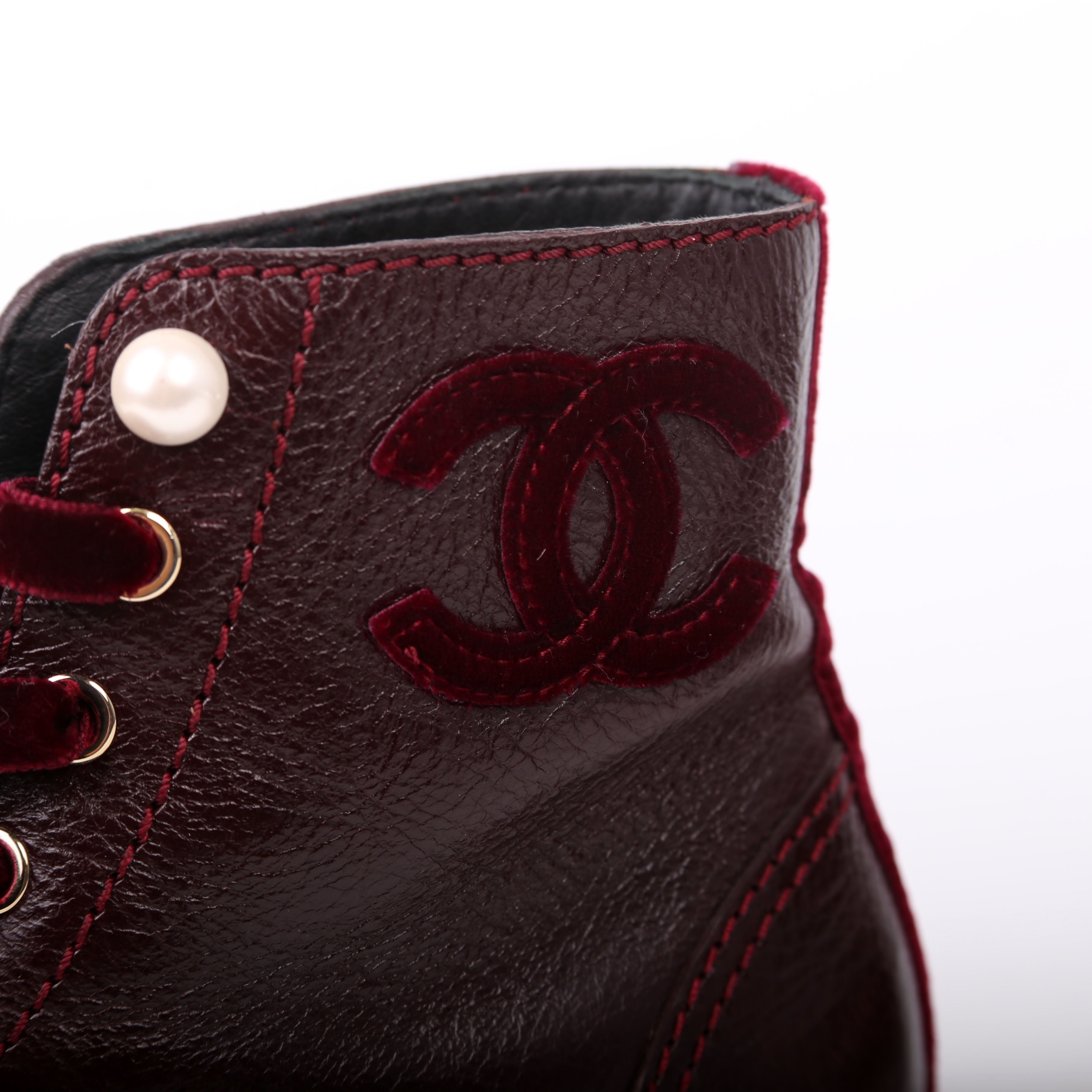 CC Calfskin/Velvet Pearl Combat Boots Size 38 Burgundy
