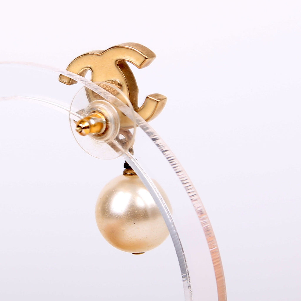 Enamel CC Pearl Drop Earrings Champagne