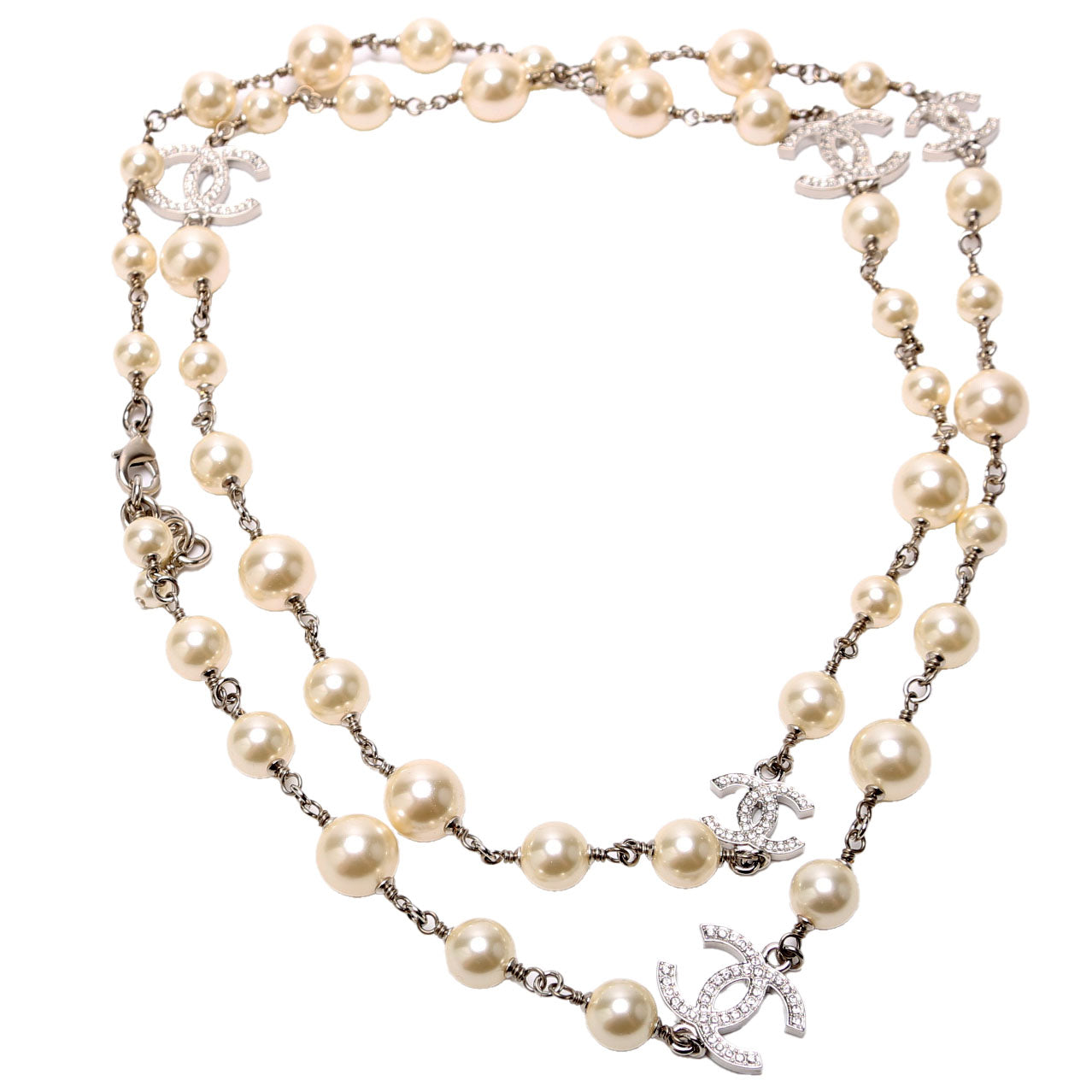 CC Graduated Pearl/Crystal Long Necklace Silver