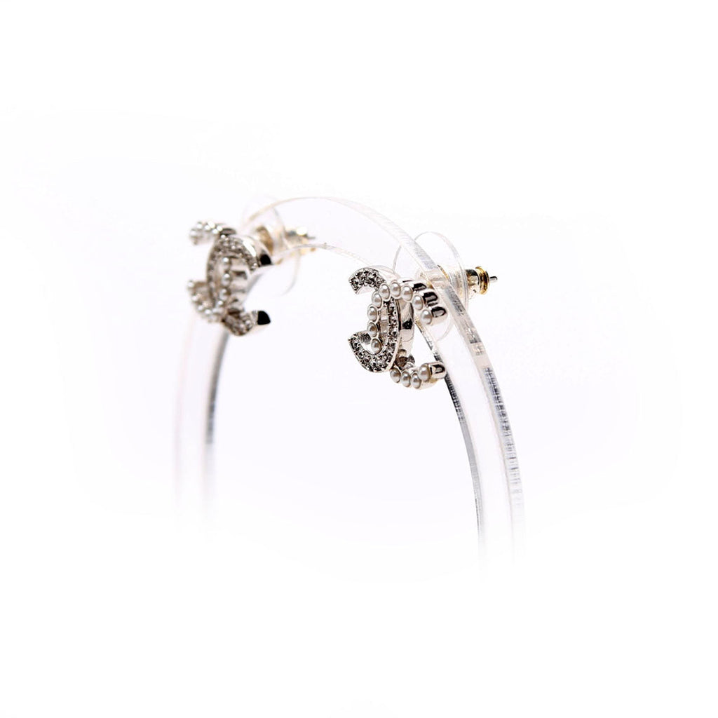 CC Crystal Pearl Stud Earrings Silver/Pearl