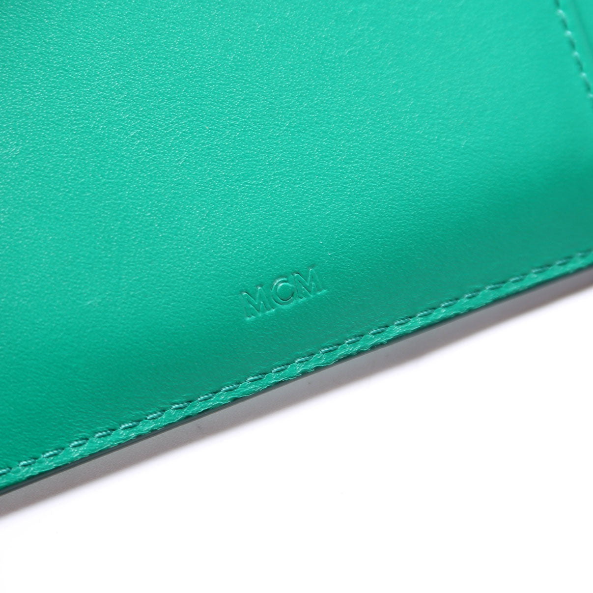 Mode Travia Zip Card Cases Spanish Leather Green