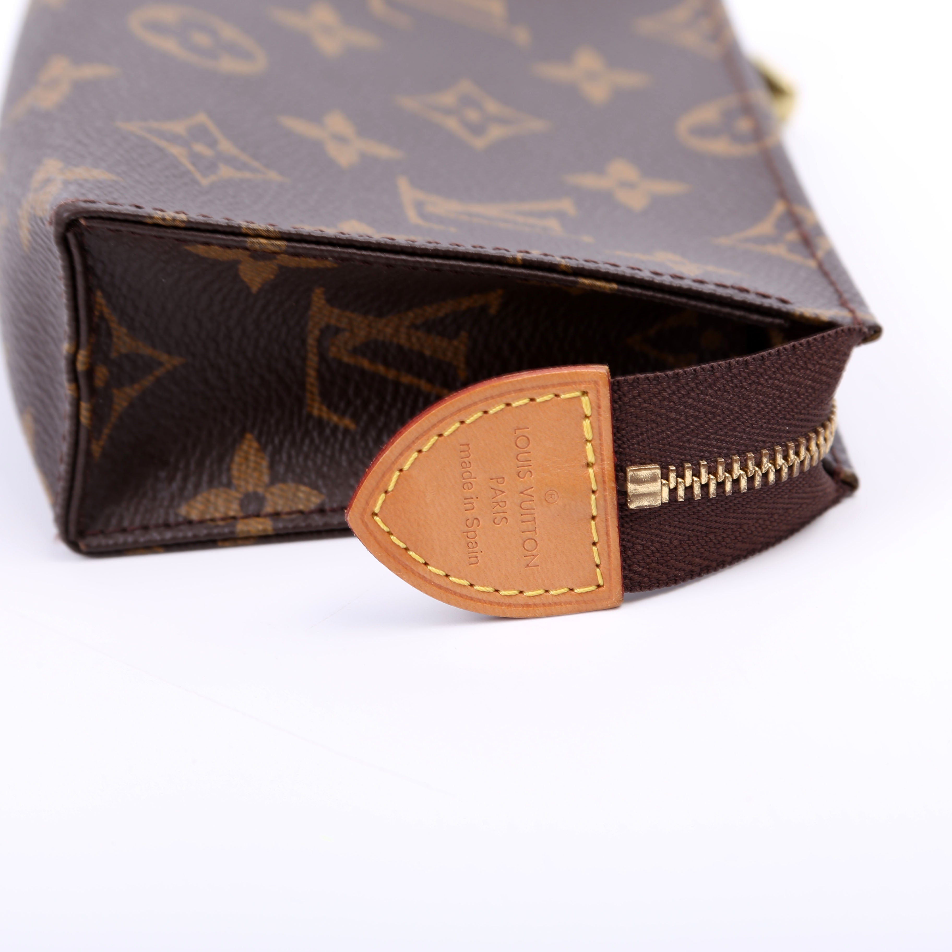 Toiletry Pouch 15 Monogram Newer