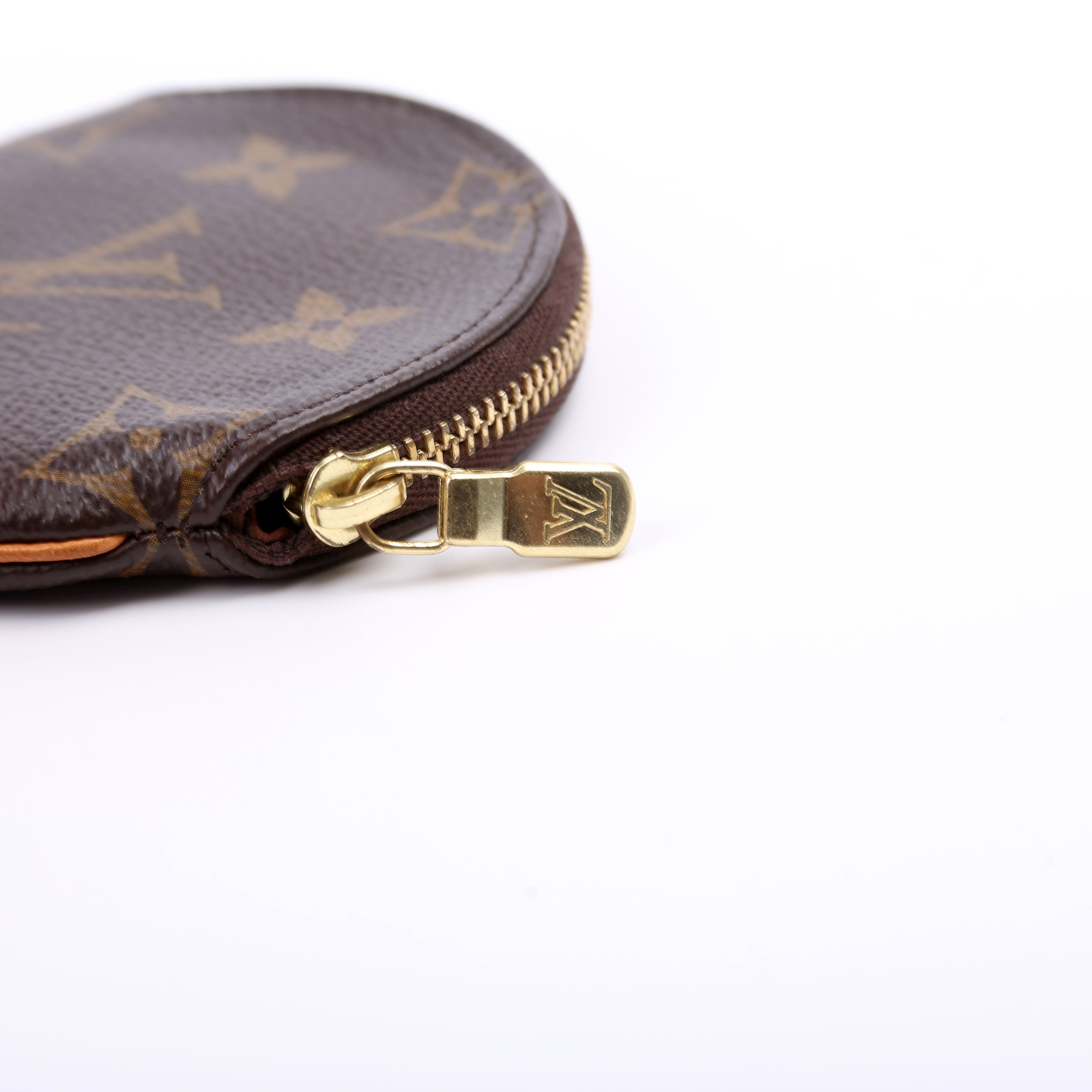 Round Coin Purse Monogram