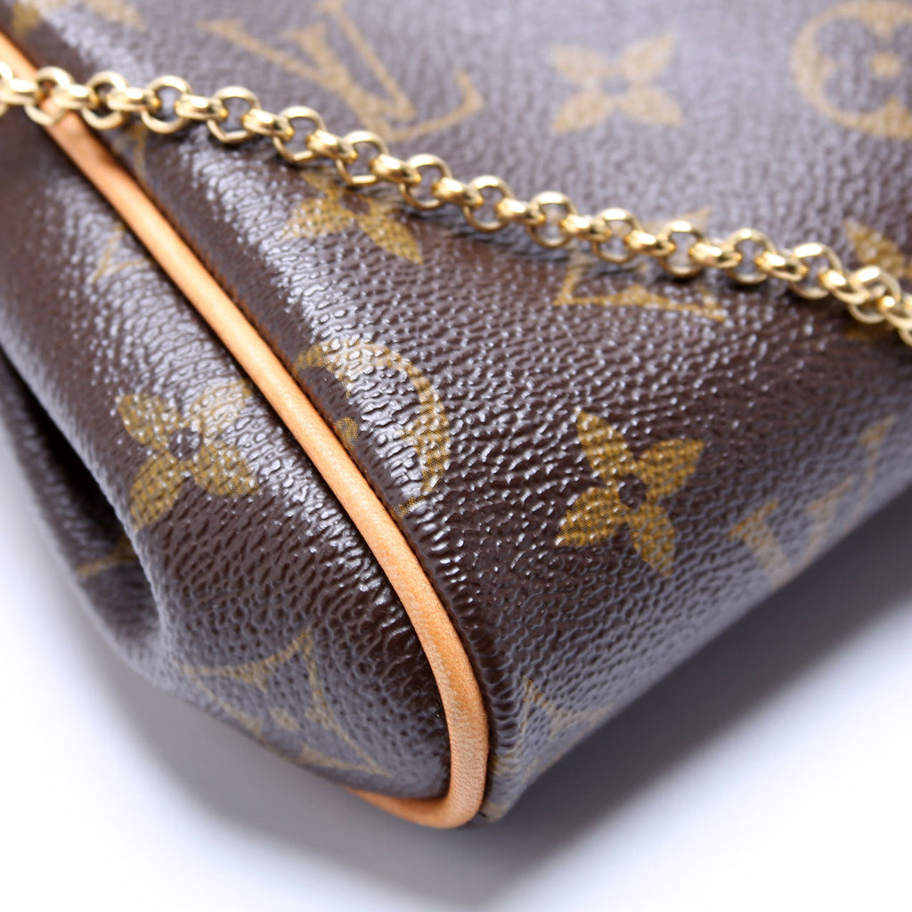 Eva Clutch Monogram