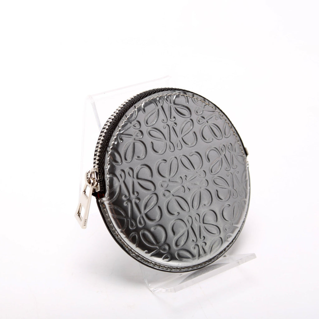 Cookie Zip Coin Purse Metallic Calfskin Embossed Anagram Silver