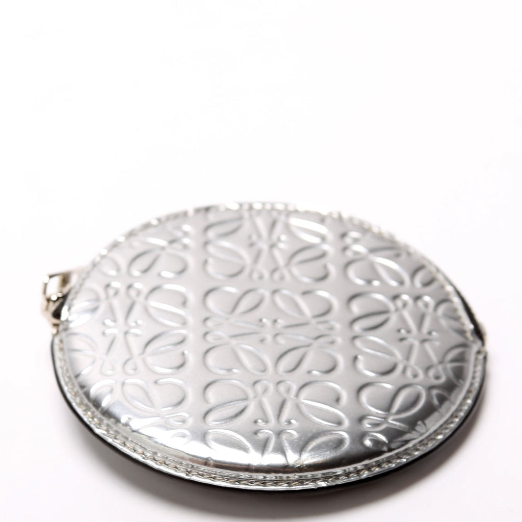 Cookie Zip Coin Purse Metallic Calfskin Embossed Anagram Silver