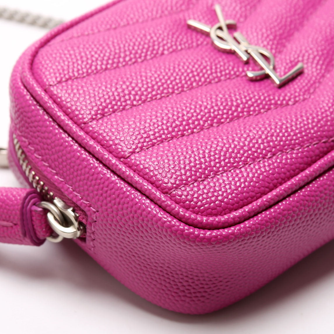 635088 Lou Baby Camera Bag Grain De Poudre Fuscia