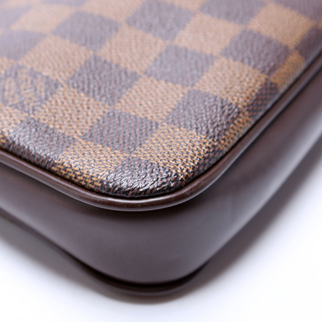 Navona Pochette Accessories Ebene