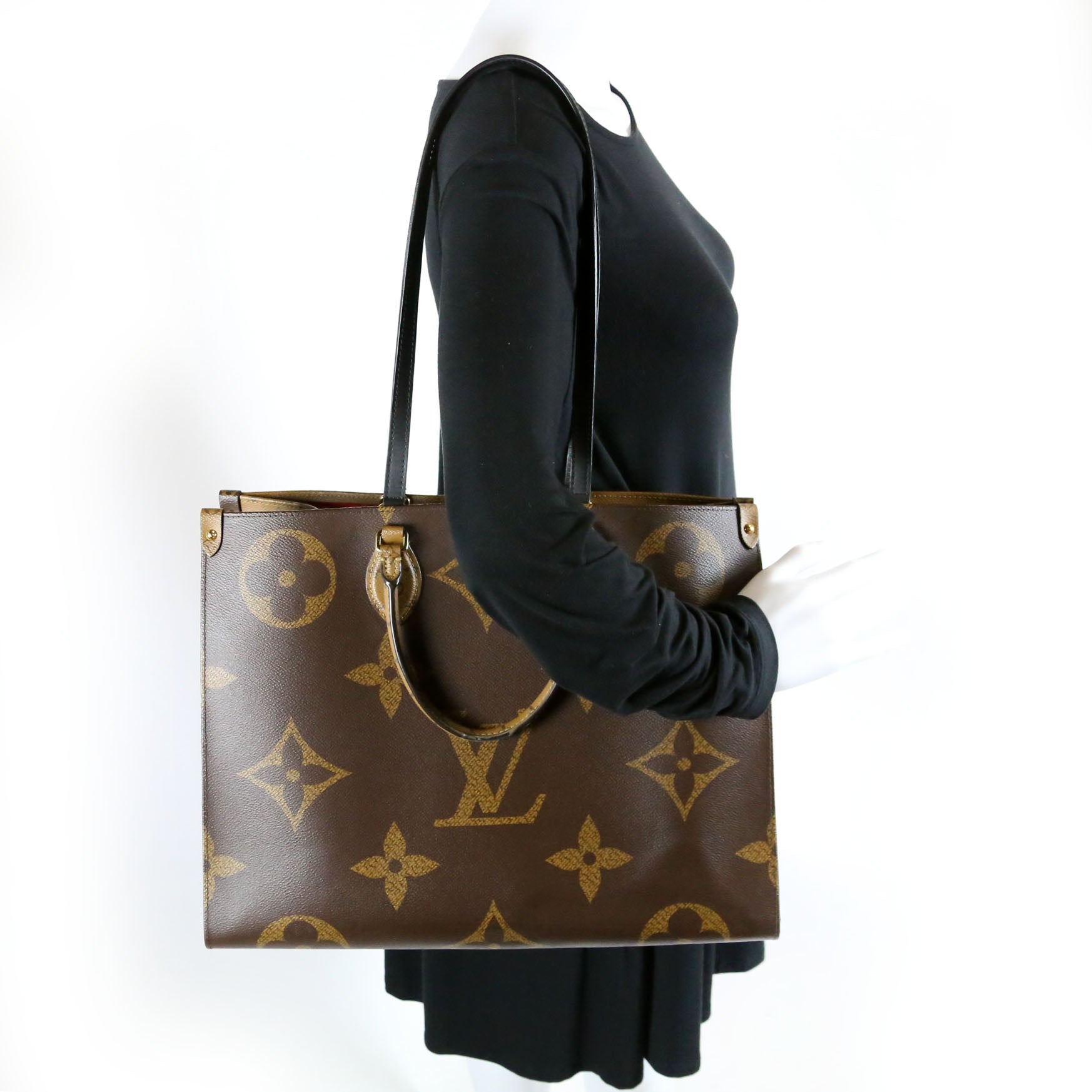 ONTHEGO GM Reverse Monogram
