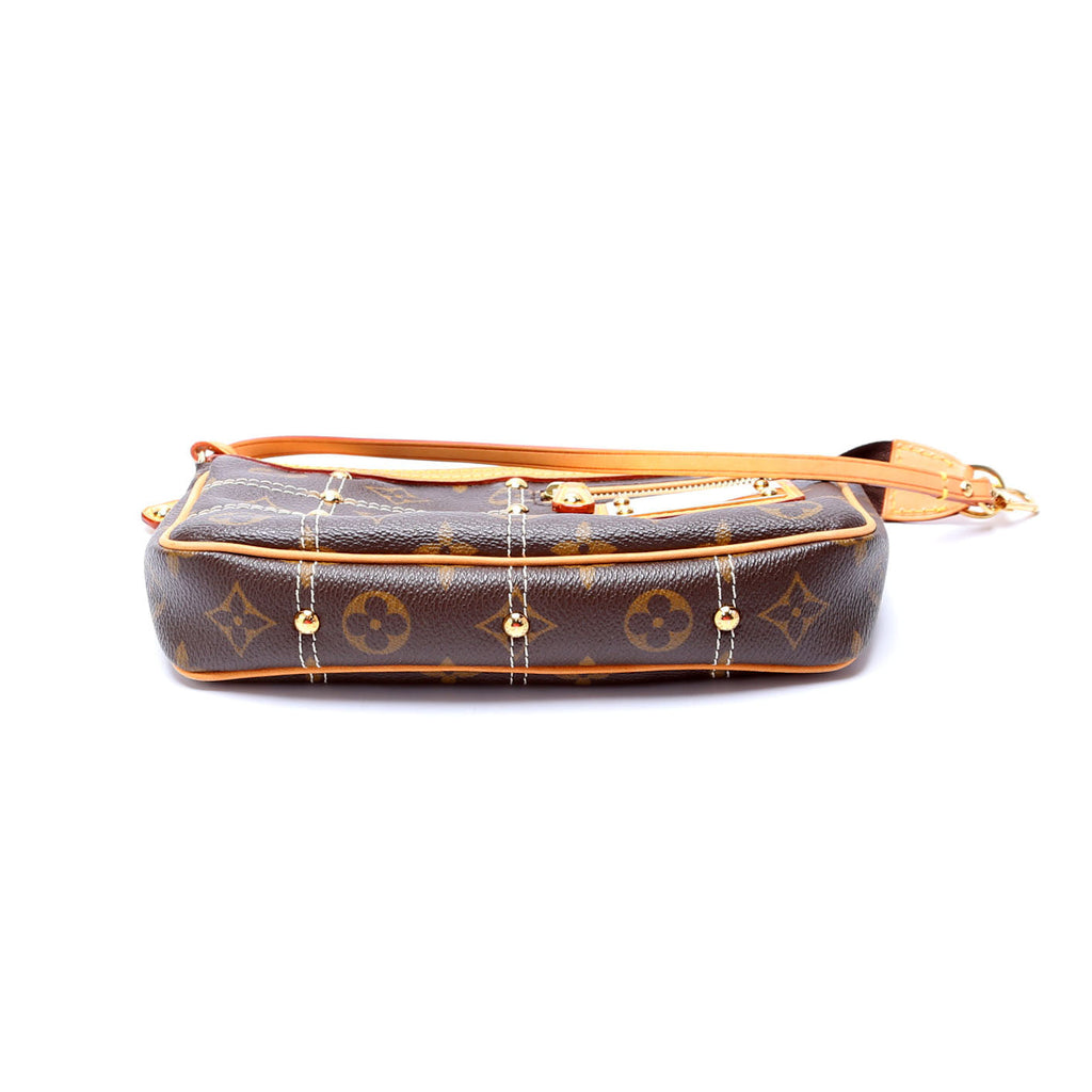 Riveting Pochette Access Monogram