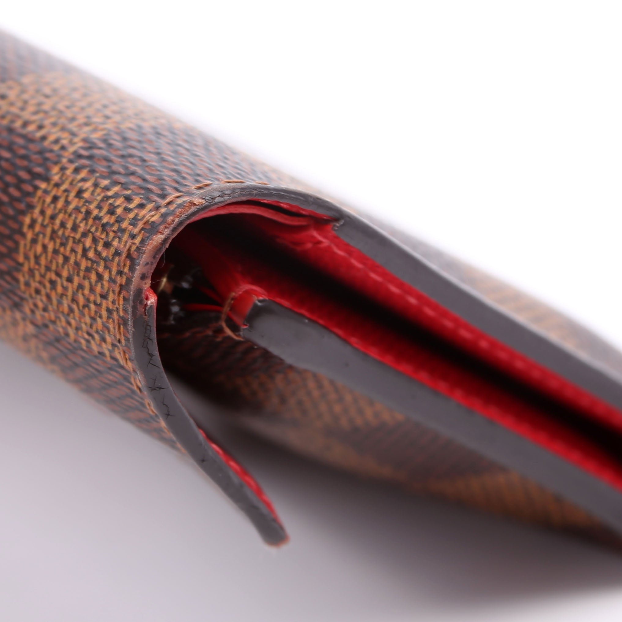 Victorine Wallet Damier Ebene Red