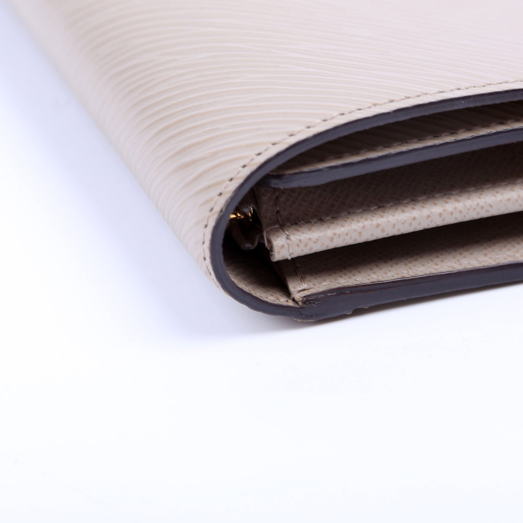 Twist Long Wallet Epi Taupe