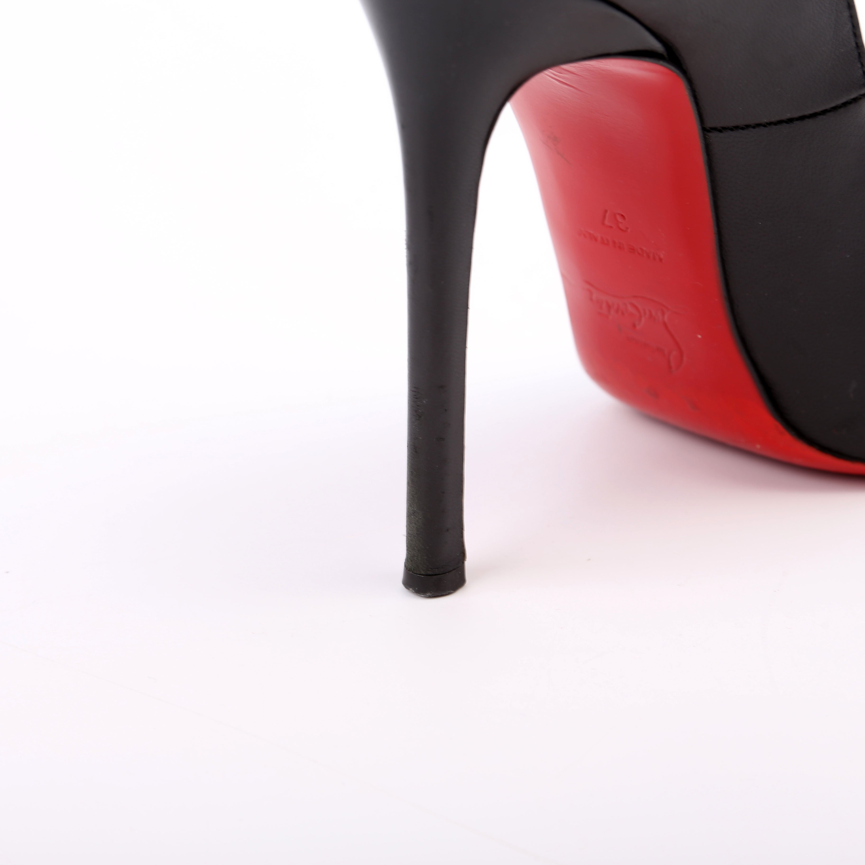 New Very Prive 120MM Pumps Size 37 Black