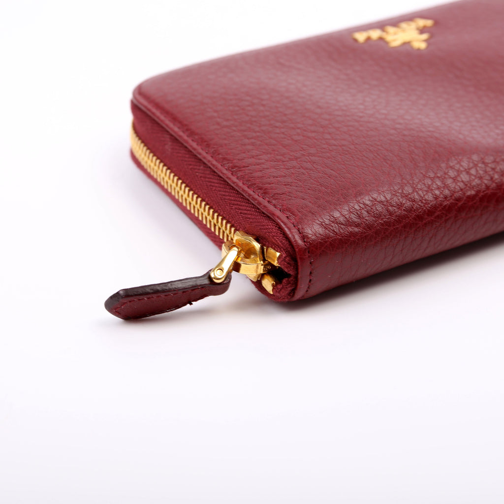 Vitello Daino Continental Zip Around Wallet Red