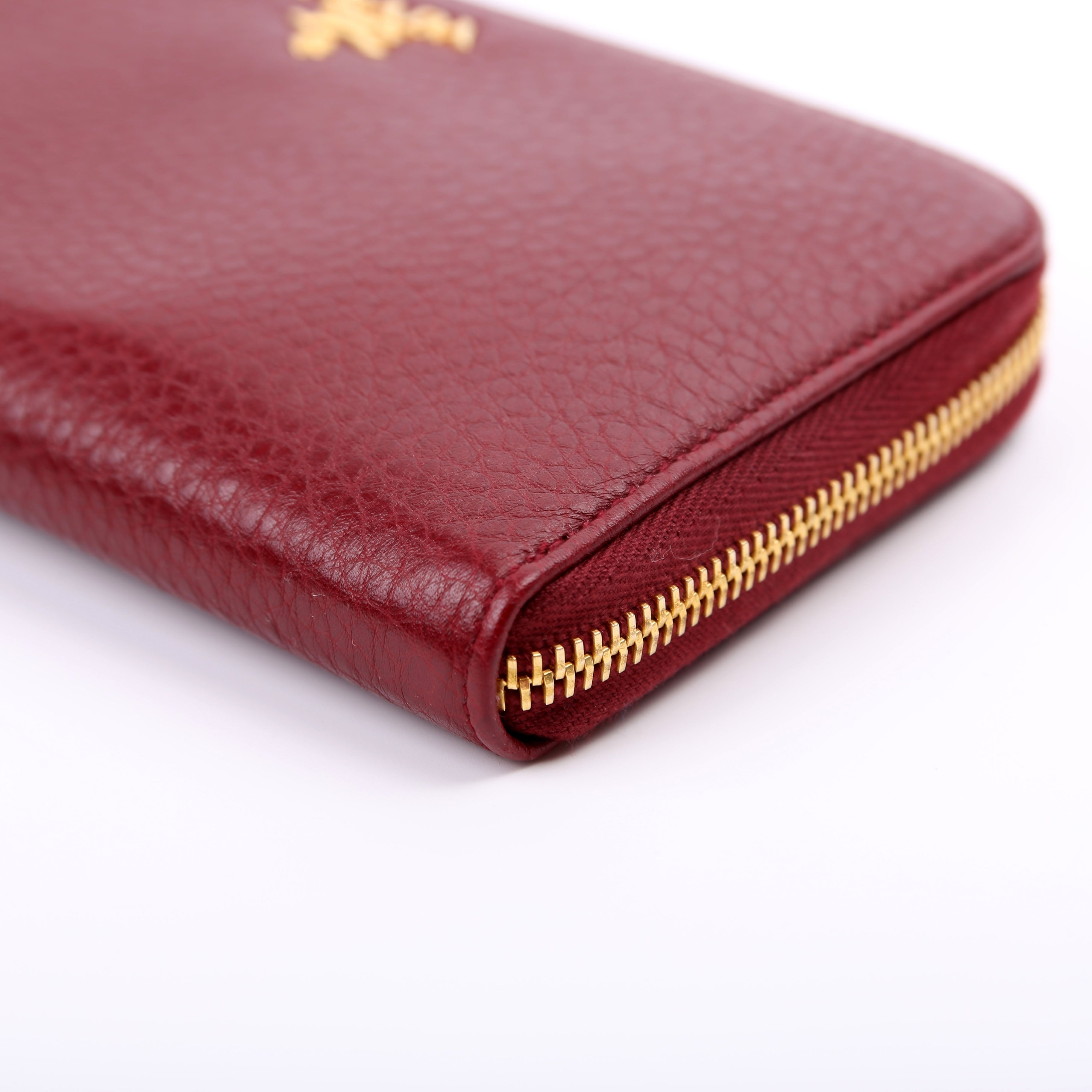 Vitello Daino Continental Zip Around Wallet Red