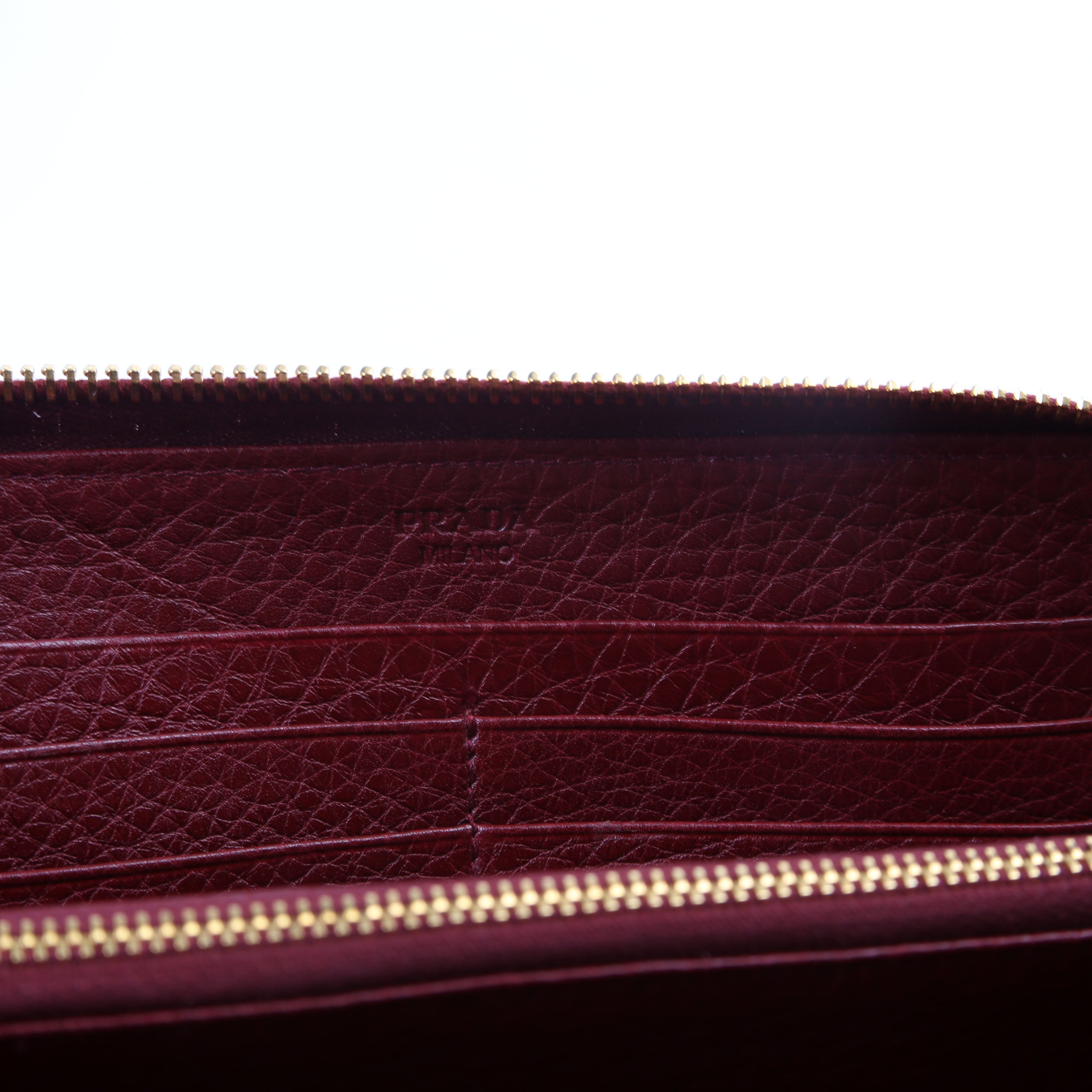Vitello Daino Continental Zip Around Wallet Red