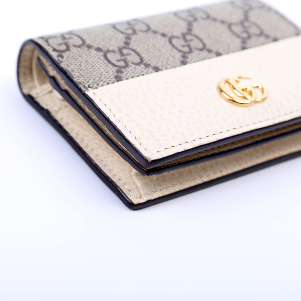 658610 GG Supreme Marmont Card Case White