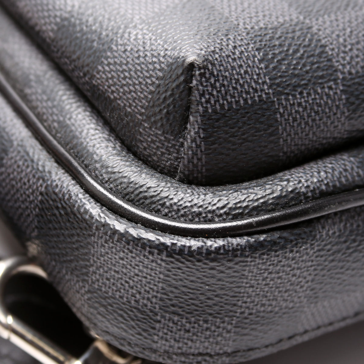 Avenue Sling NM Damier Graphite
