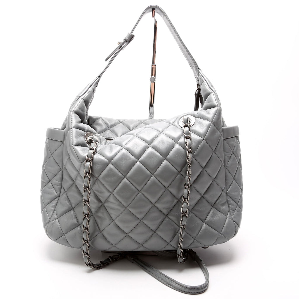 Front Pocket Flap Hobo Quilted Lambskin 20M Grey