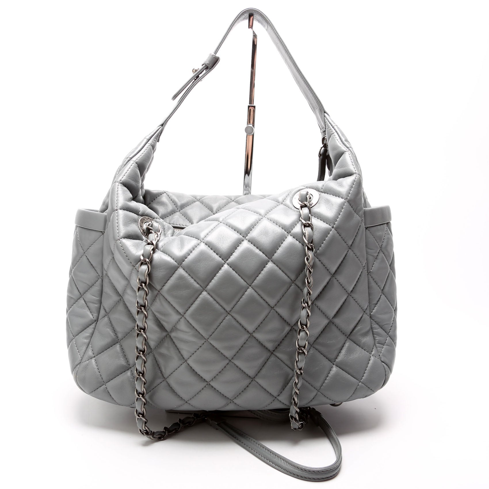 Front Pocket Flap Hobo Quilted Lambskin 20M Grey